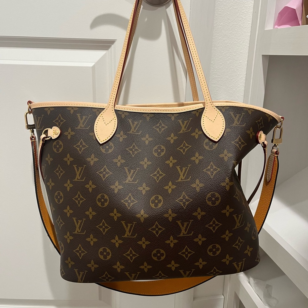Brand new Louis Vuitton Neverfull mm